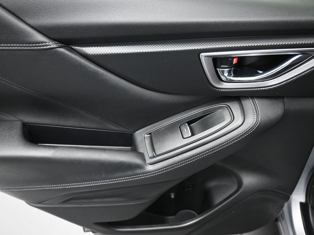 Used 2020 Subaru Forester Limited image 31