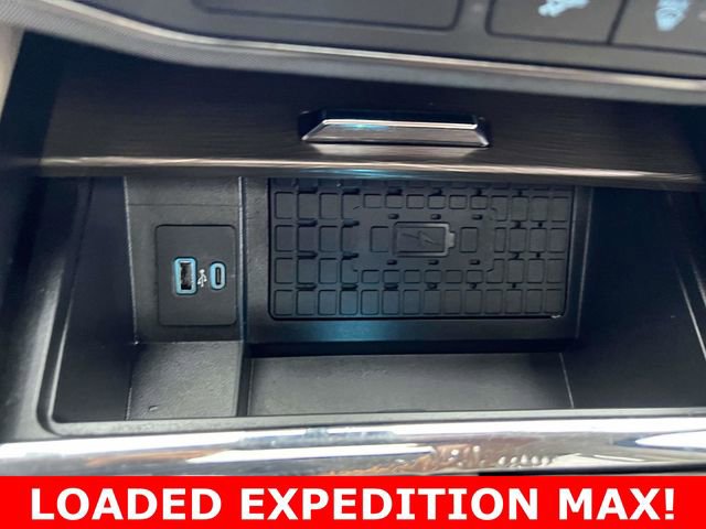 Used 2022 Ford Expedition Max Limited image 23