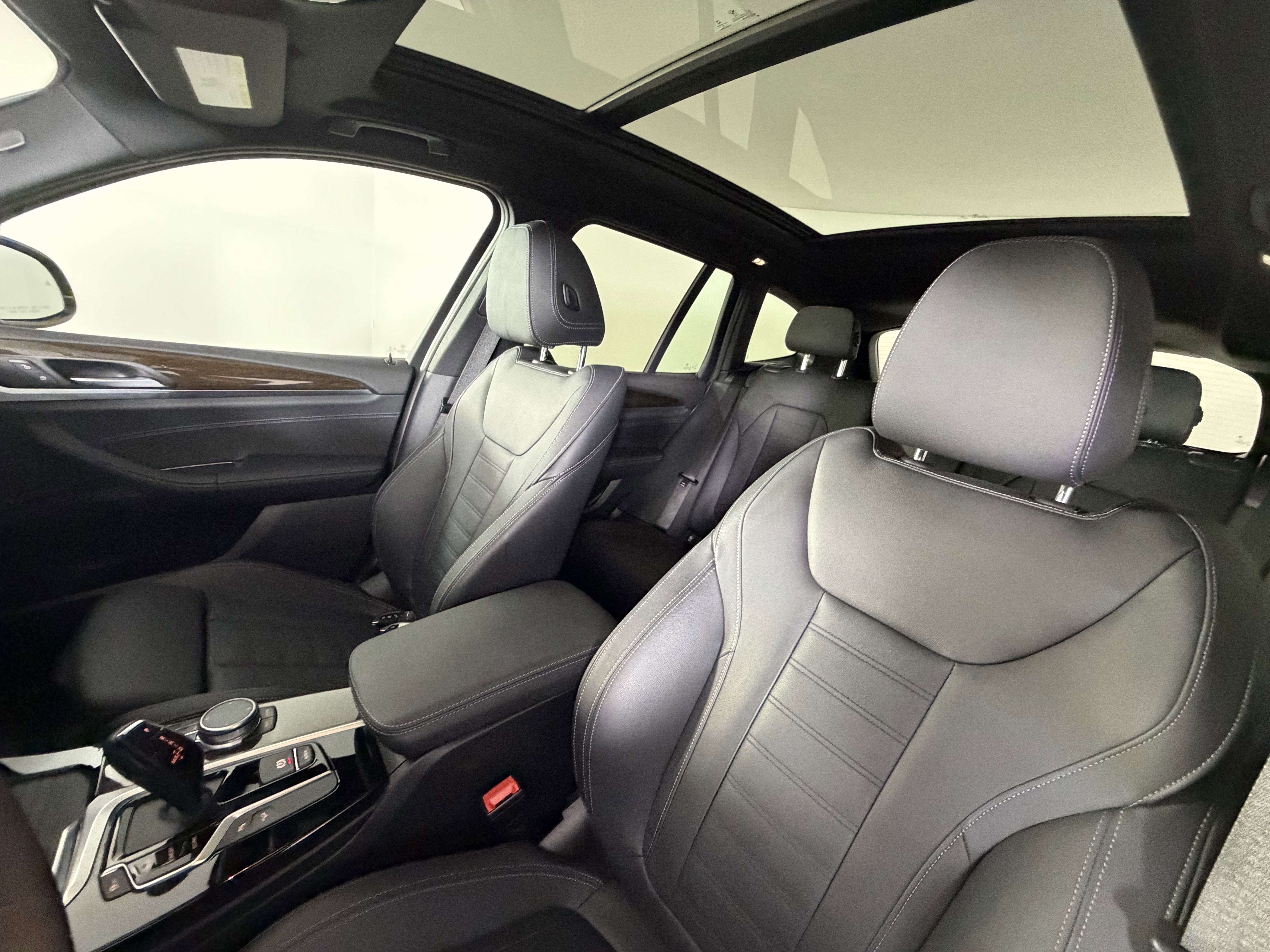 Used 2020 BMW X3 xDrive30i w/ Premium Package AWD/4WD image 9