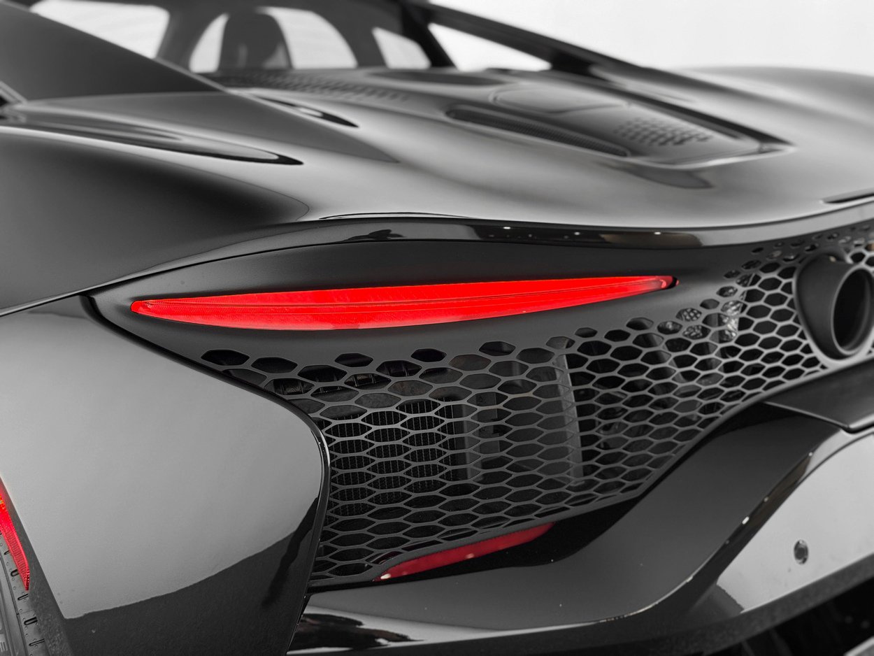 New 2025 McLaren Artura image 41