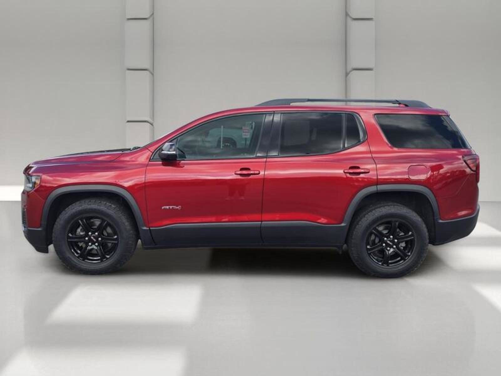 Used 2023 GMC Acadia AT4 w/ Technology Package AWD/4WD image 4