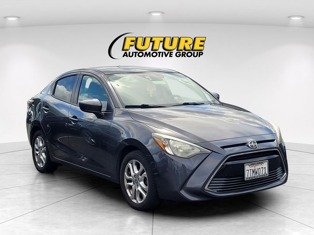 Used 2016 Scion iA FWD image 1