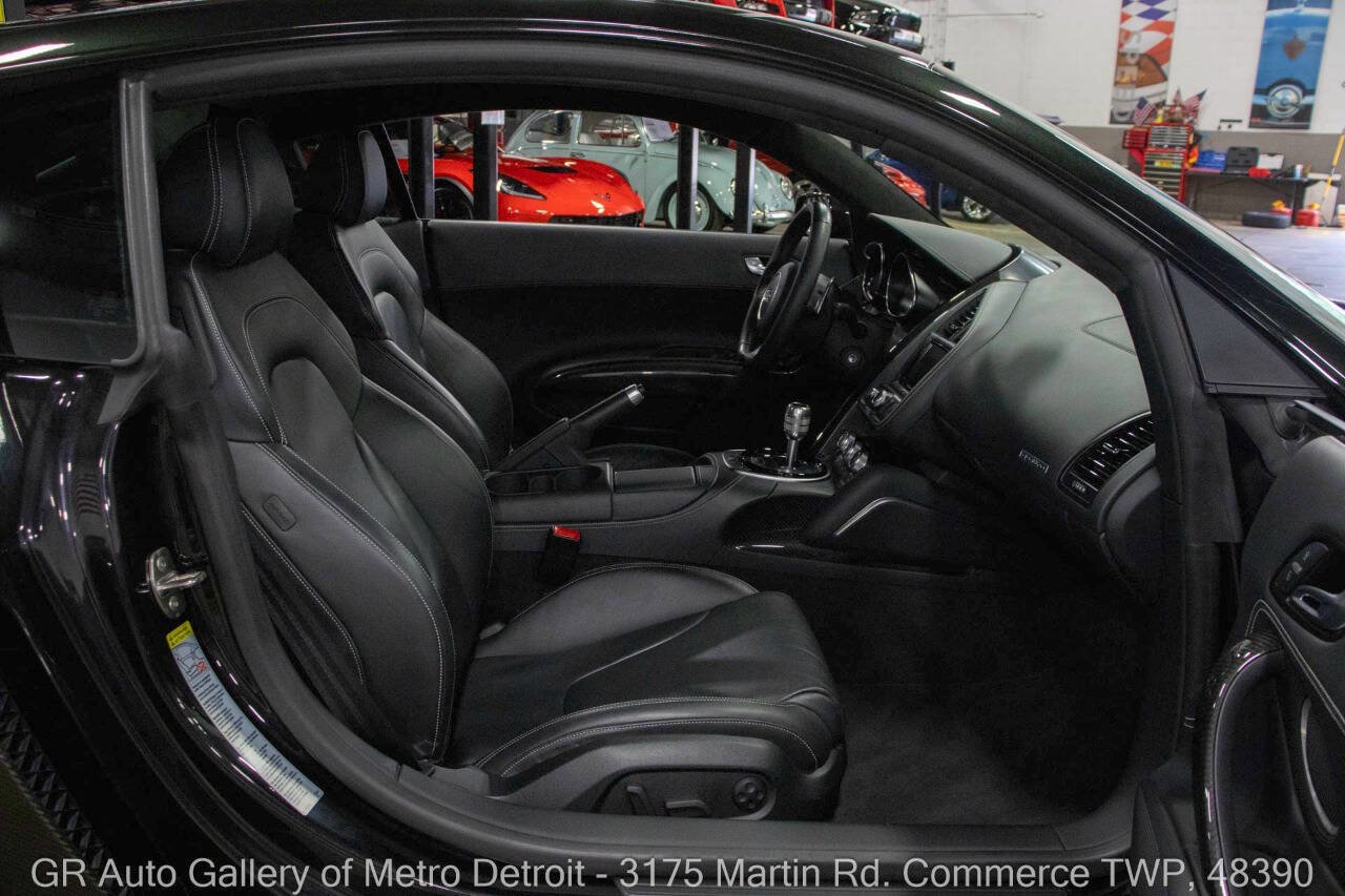 Used 2015 Audi R8 V10 image 38