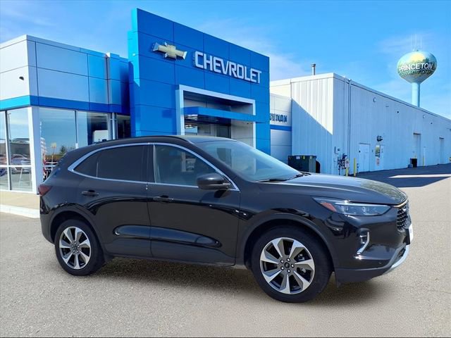 Used 2023 Ford Escape Platinum