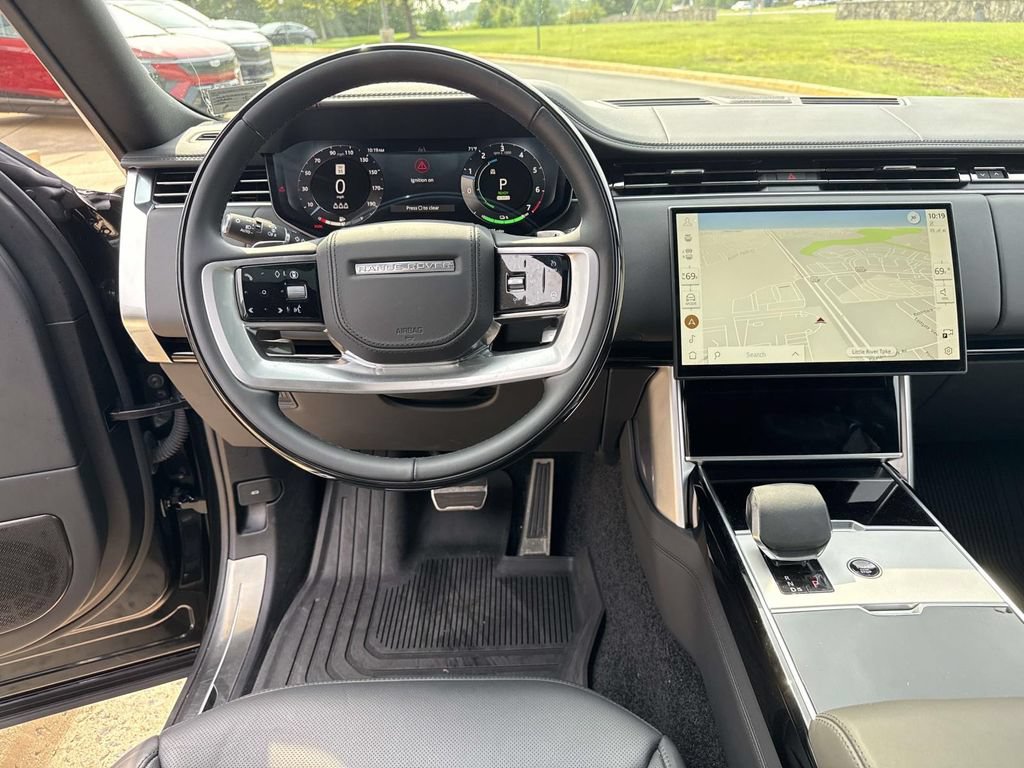 Used 2024 Land Rover Range Rover Autobiography AWD/4WD image 31