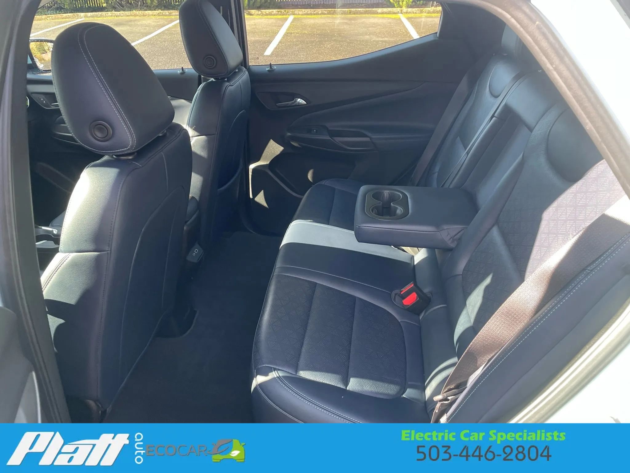 Used 2022 Chevrolet Bolt EUV LT w/ Convenience Package image 44