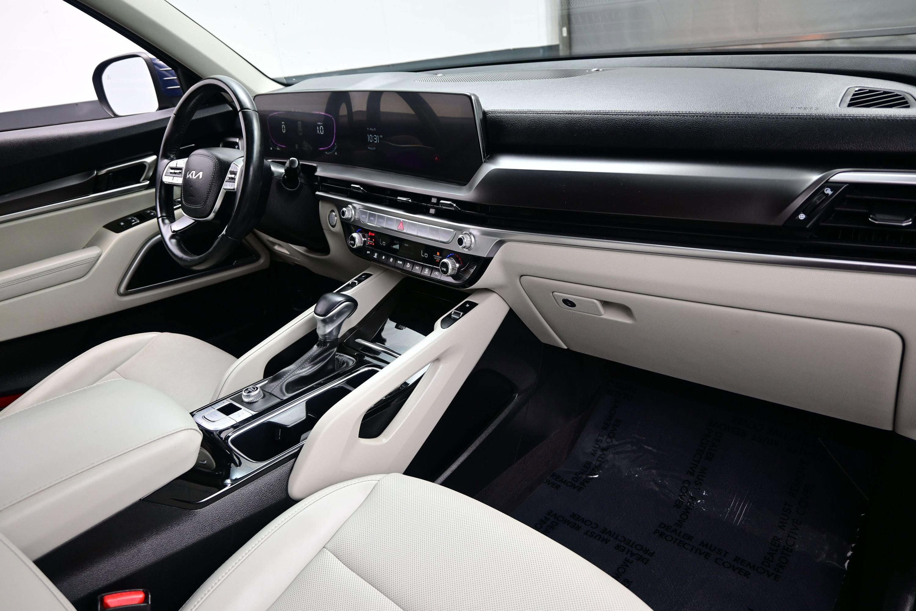 Used 2024 Kia Telluride S w/ S Sunroof Package FWD image 15