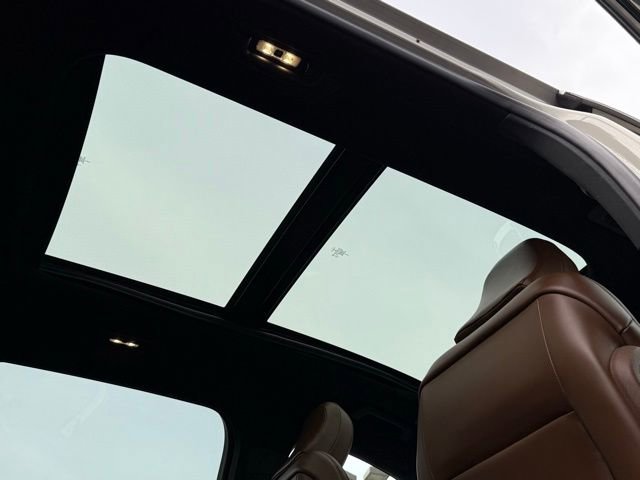 Used 2022 Lincoln Nautilus Reserve w/ Luxury Package image 20