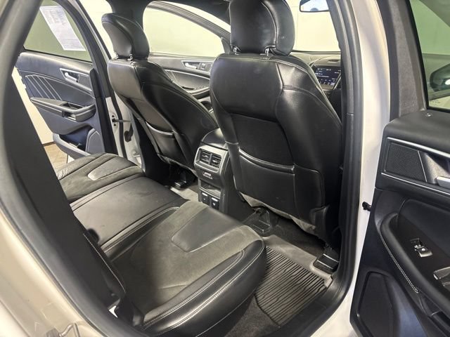 Used 2019 Ford Edge ST w/ Equipment Group 401A AWD/4WD image 27
