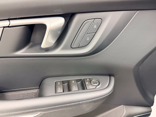 Certified 2026 Buick Enclave Preferred AWD/4WD image 17