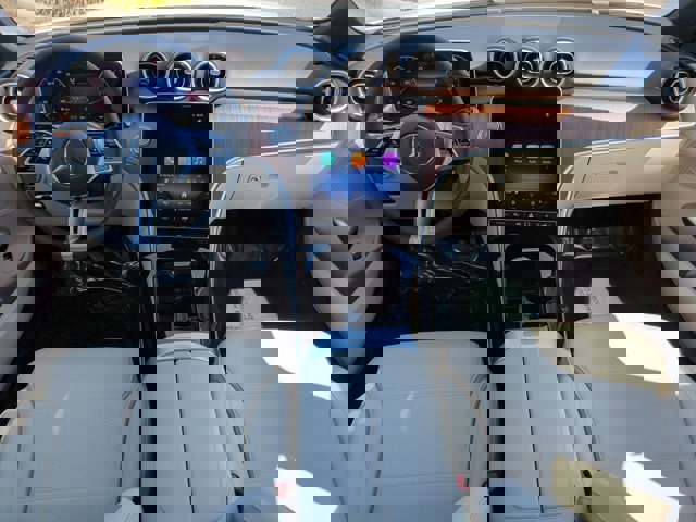 Used 2025 Mercedes-Benz C 300 Sedan image 14