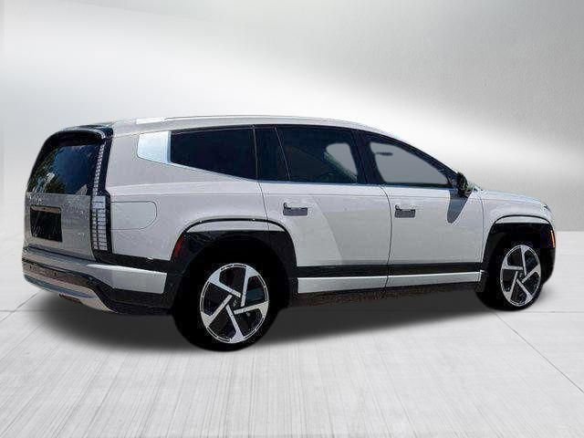 New 2026 Hyundai Ioniq 9 Limited image 17