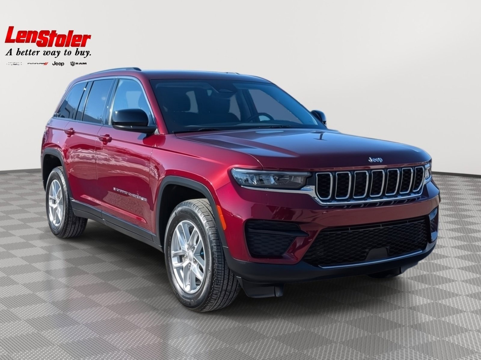 Used 2023 Jeep Grand Cherokee Laredo X image 7