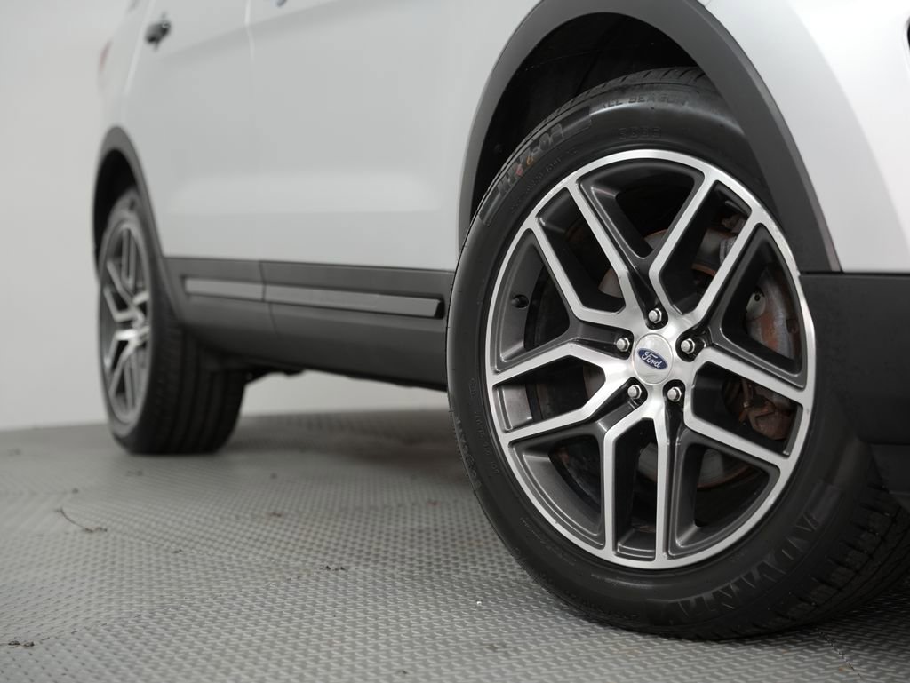 Used 2016 Ford Explorer Sport w/ Equipment Group 401A image 17