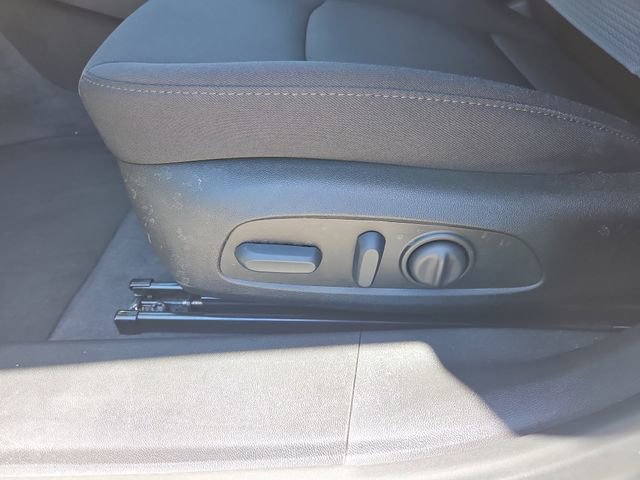 Used 2023 Chevrolet Malibu LT image 16