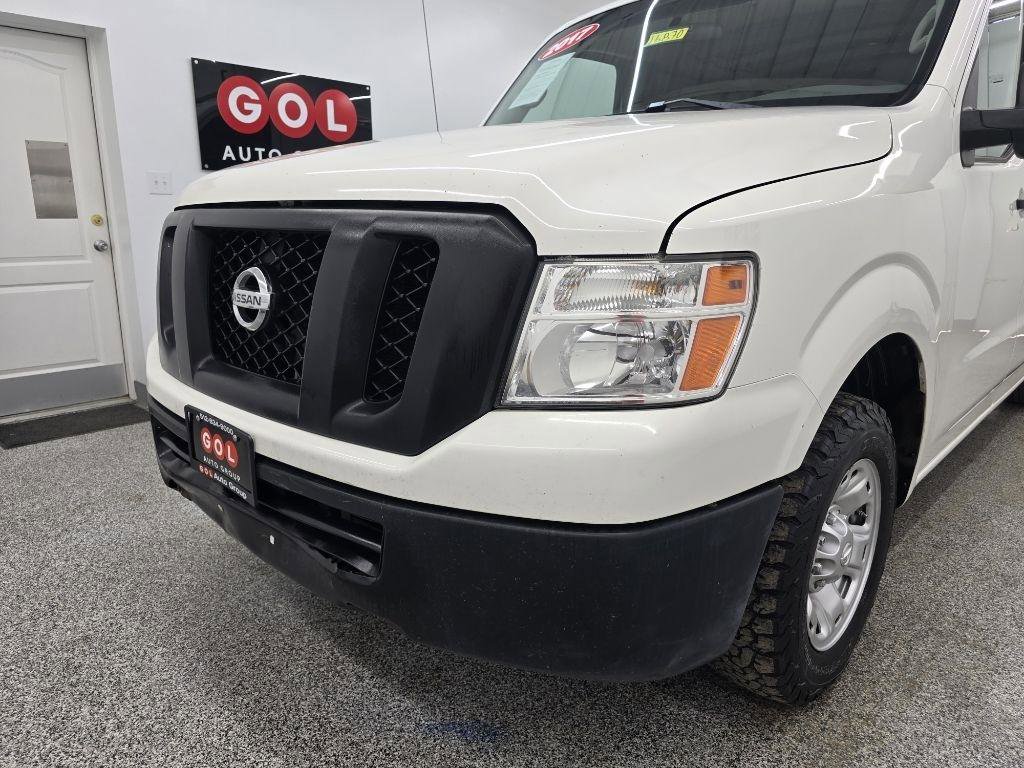 Used 2017 Nissan NV 2500 SV w/ Technology Package RWD image 8