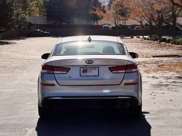 Used 2020 Kia Optima LX image 5