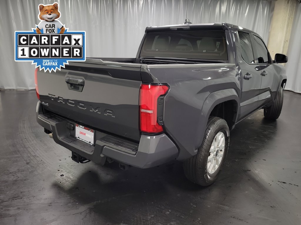 Used 2025 Toyota Tacoma SR5 AWD/4WD image 8