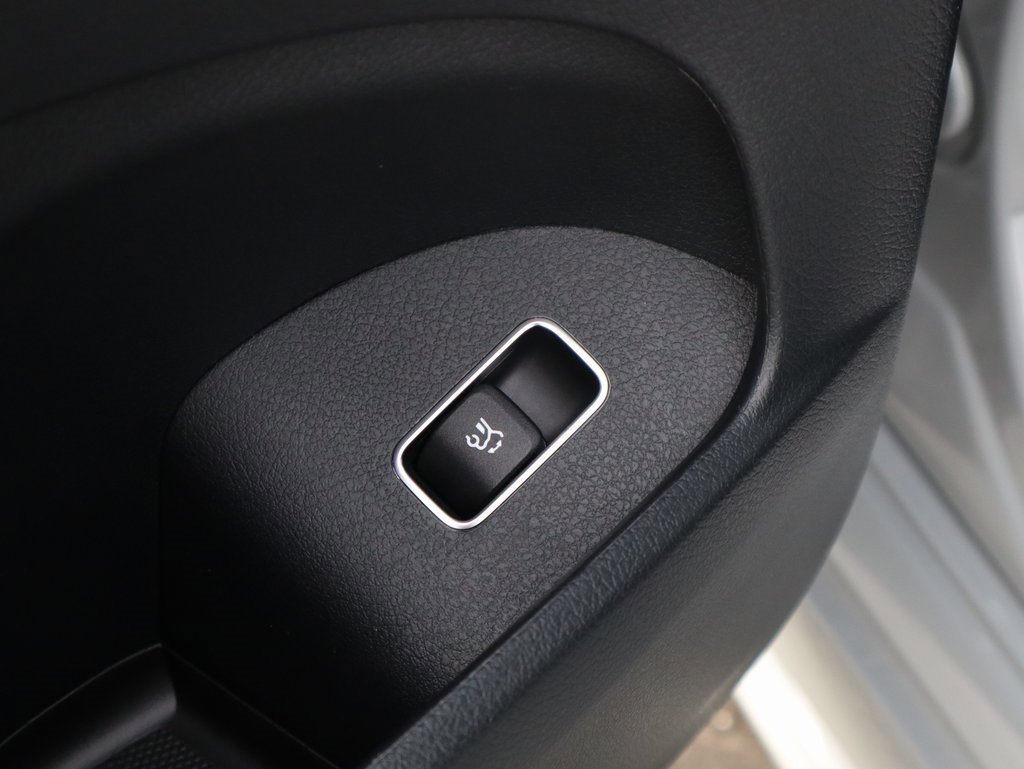New 2026 Mercedes-Benz GLS 450 4MATIC image 32