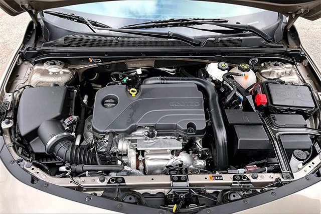 Used 2023 Chevrolet Malibu LS image 30