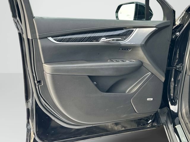 Certified 2023 Cadillac XT6 Premium Luxury w/ Technology Package image 14