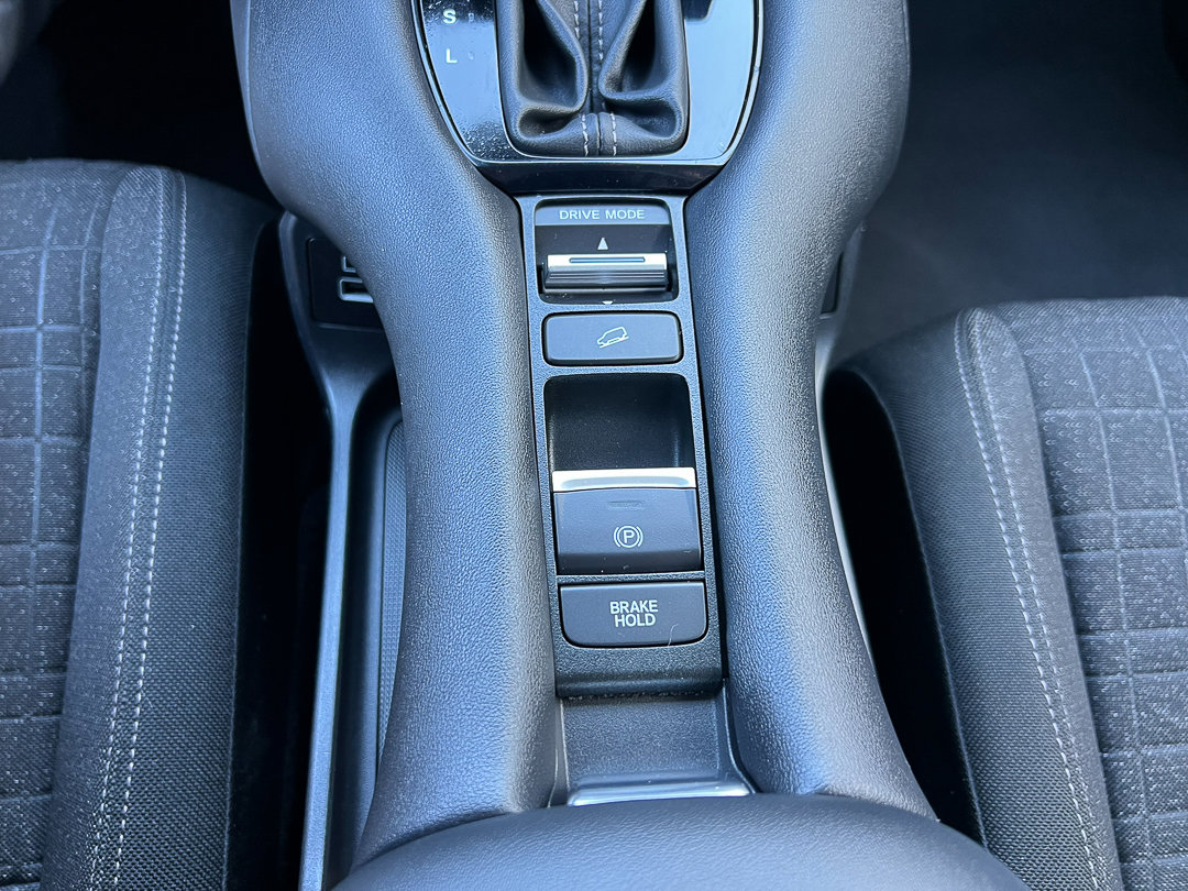 Used 2023 Honda HR-V LX image 21