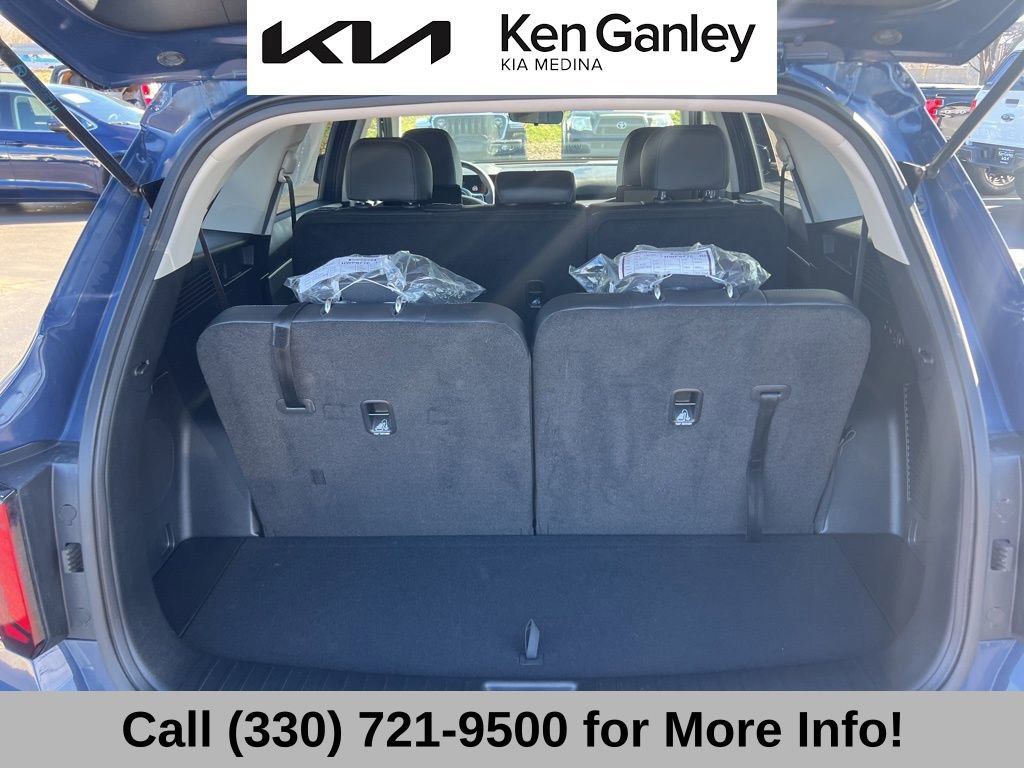 Certified 2025 Kia Sorento S FWD image 52
