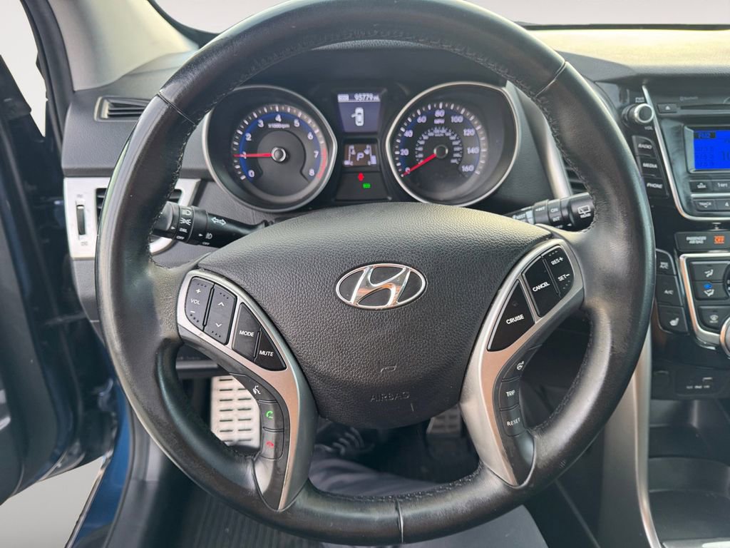 Used 2016 Hyundai Elantra GT w/ Option Group 02 image 17