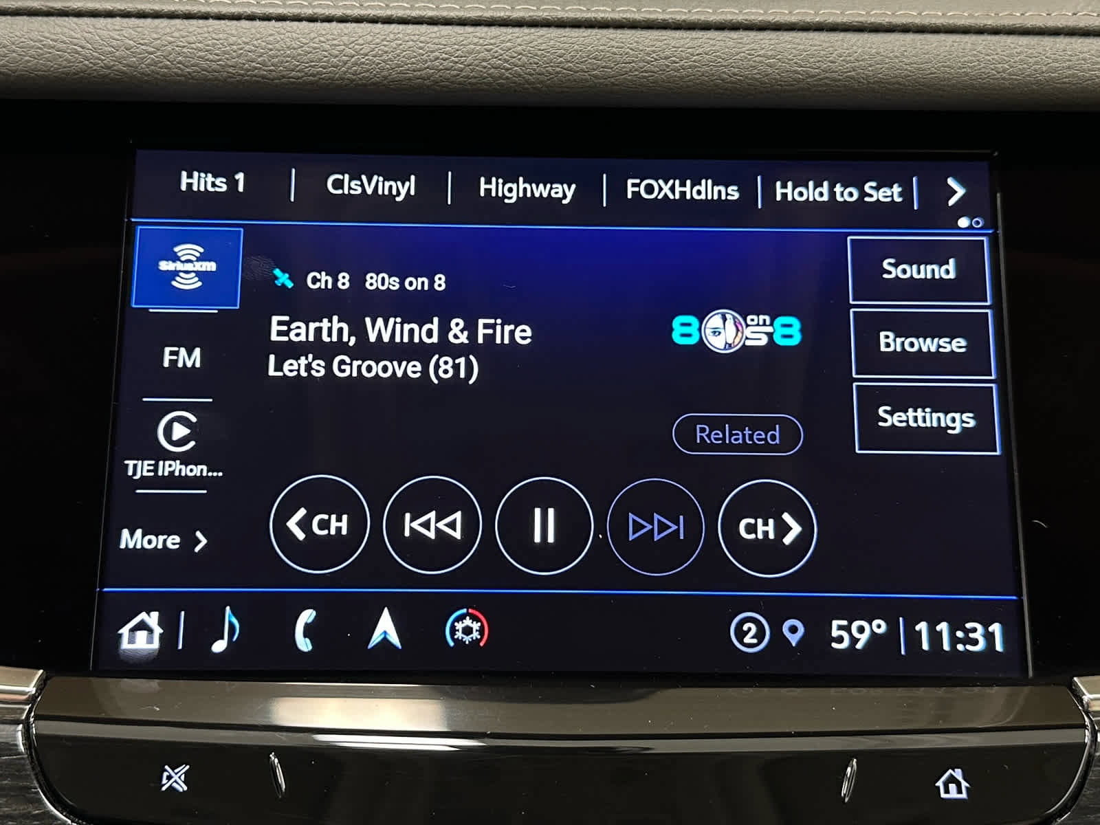 Used 2023 Cadillac XT6 Premium Luxury w/ Technology Package image 35