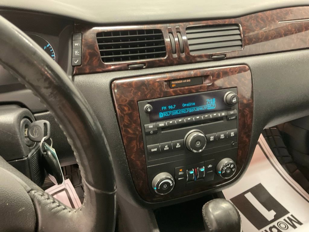 Used 2012 Chevrolet Impala LT w/ LT Sunroof Package image 14