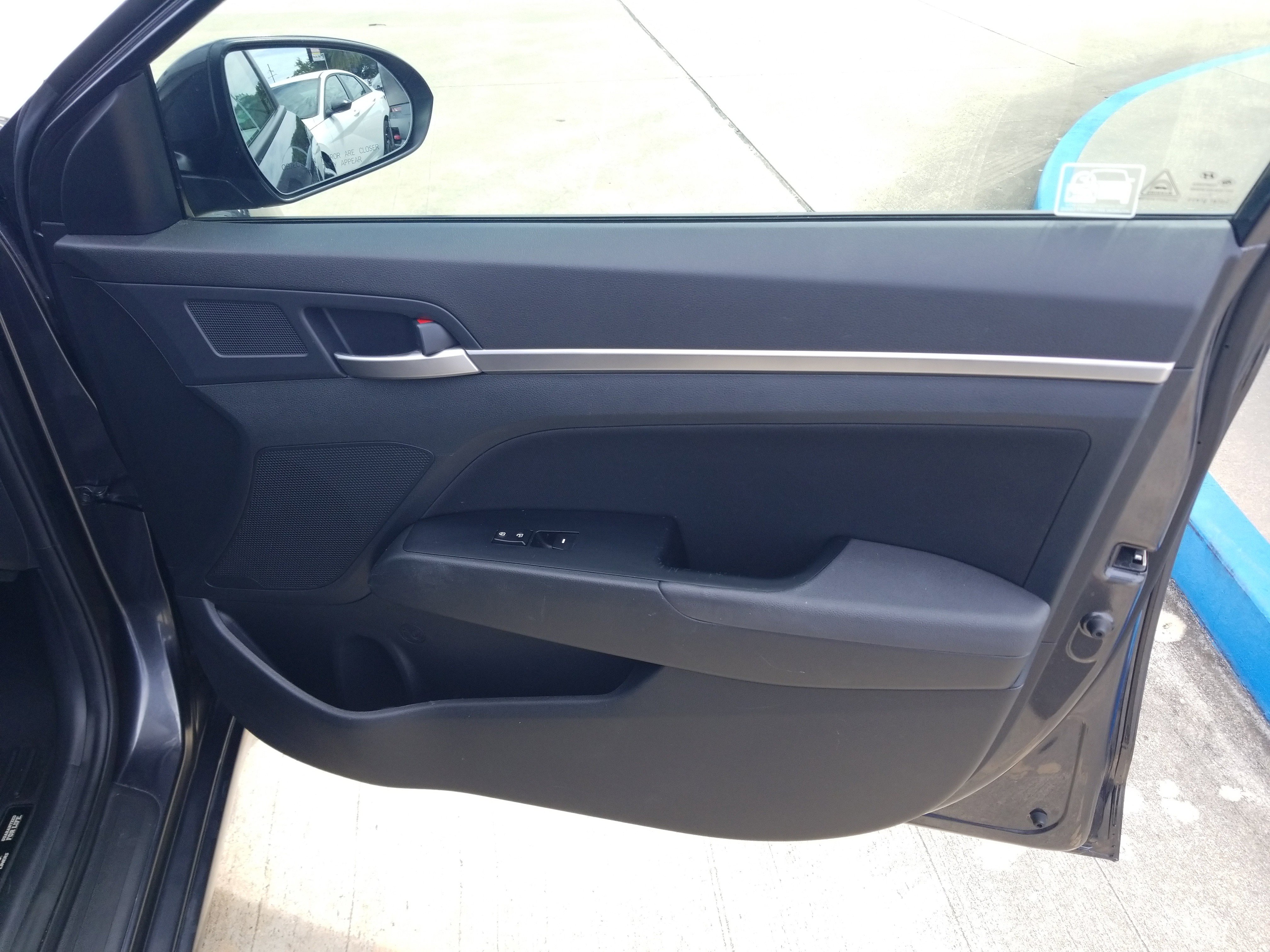 Used 2020 Hyundai Elantra SEL w/ Cargo Package (C1) image 16