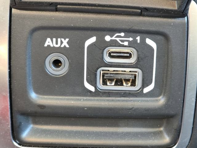 Used 2021 Jeep Wrangler Unlimited Sahara w/ Cold Weather Group image 7