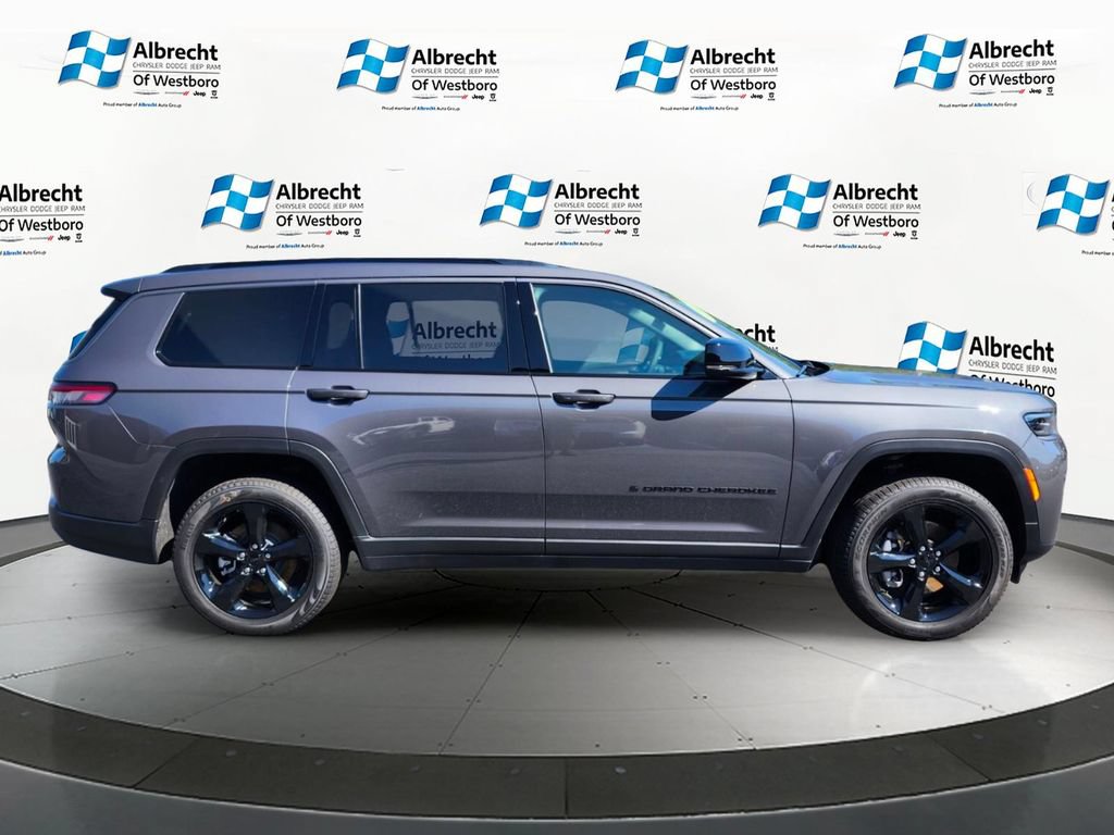 Used 2026 Jeep Grand Cherokee L Limited w/ Limited Altitude Package AWD/4WD image 6