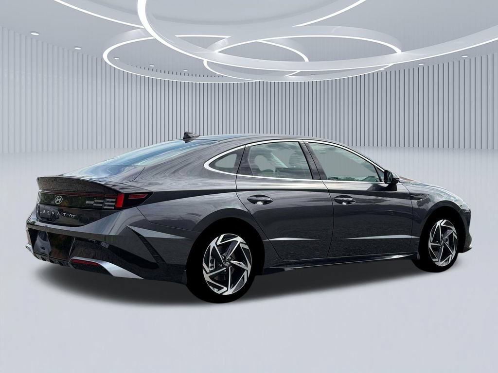 New 2026 Hyundai Sonata SEL FWD image 8