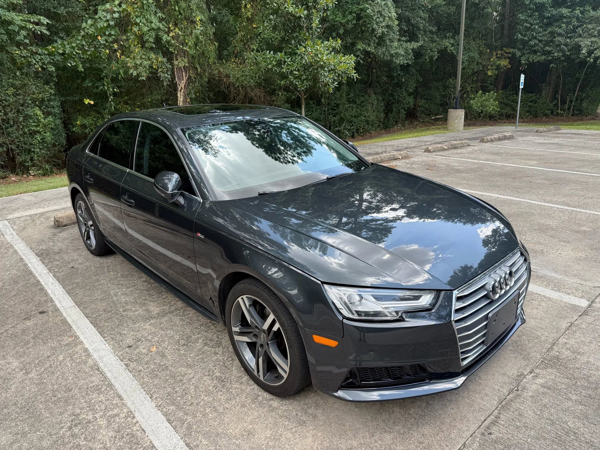 Used 2018 Audi A4 2.0T Ultra Premium Plus w/ Premium Plus Package image 5