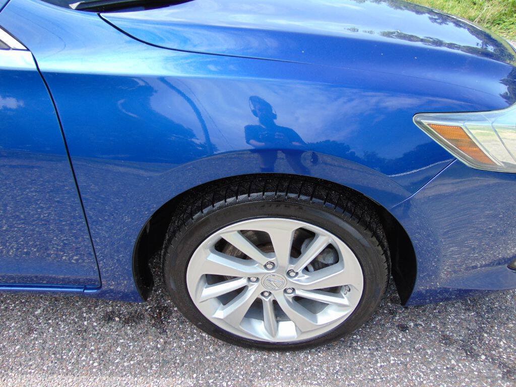 Used 2017 Acura ILX FWD image 4