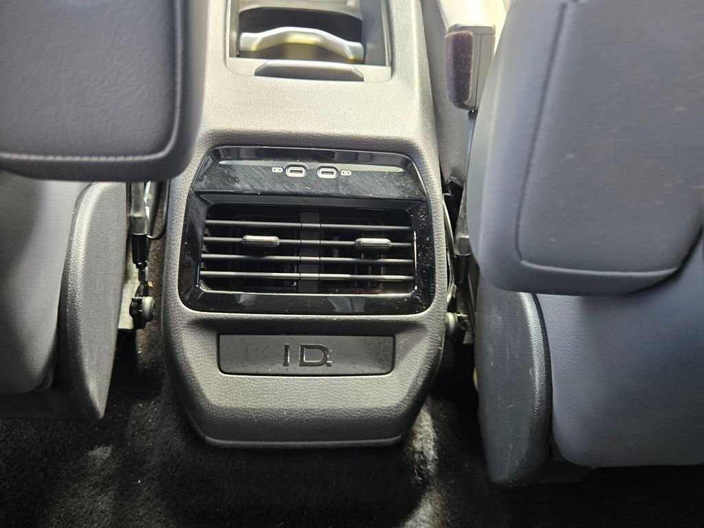 Used 2022 Volkswagen ID.4 Pro S image 14