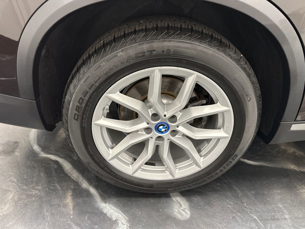 Used 2023 BMW X5 xDrive45e image 34