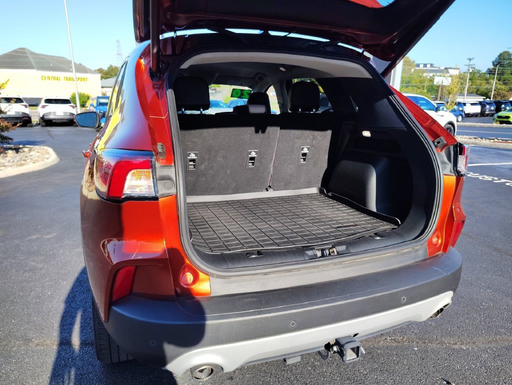 Used 2020 Ford Escape Titanium AWD/4WD image 36