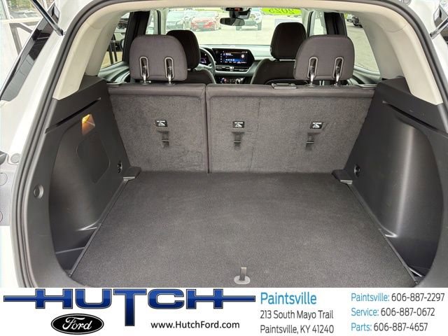 Used 2025 Chevrolet TrailBlazer LT AWD/4WD image 12