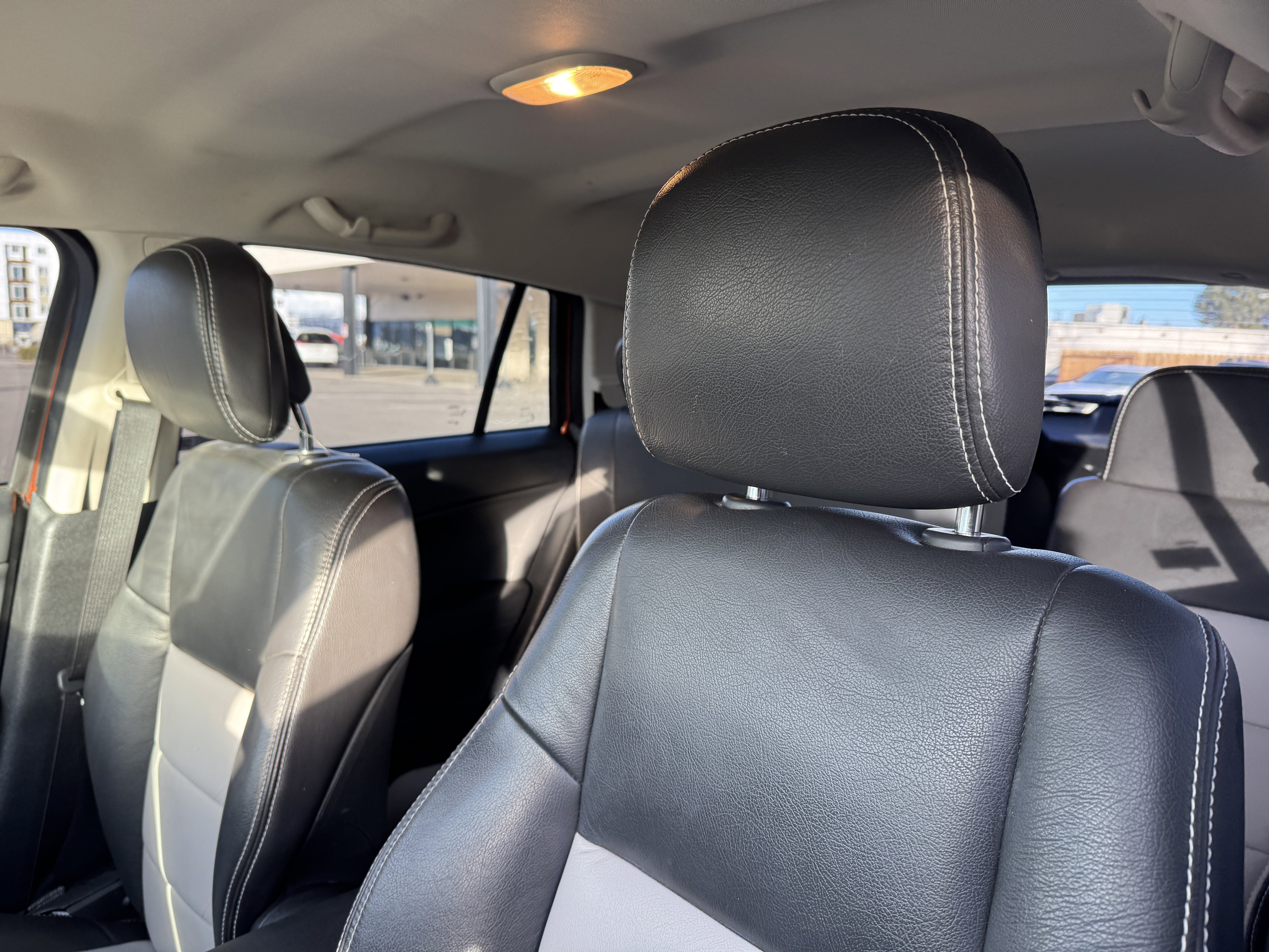 Used 2011 Dodge Caliber Mainstreet image 13