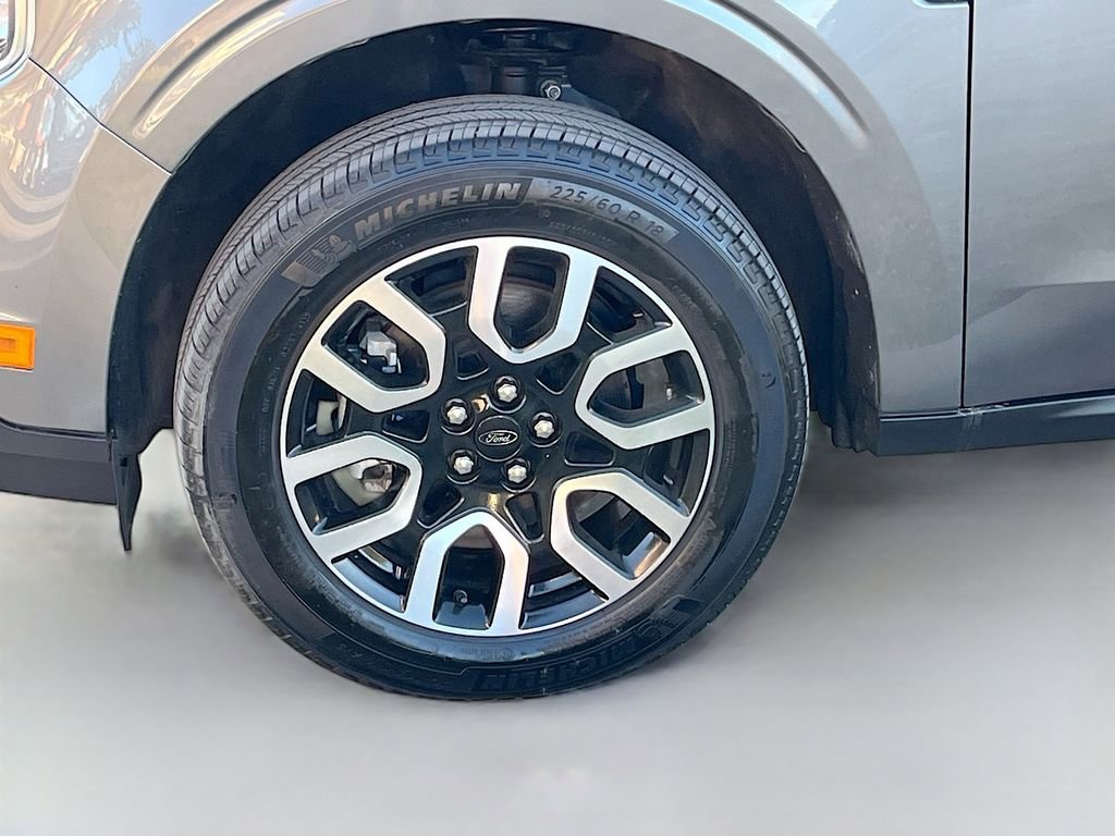 Used 2024 Ford Maverick Lariat image 30