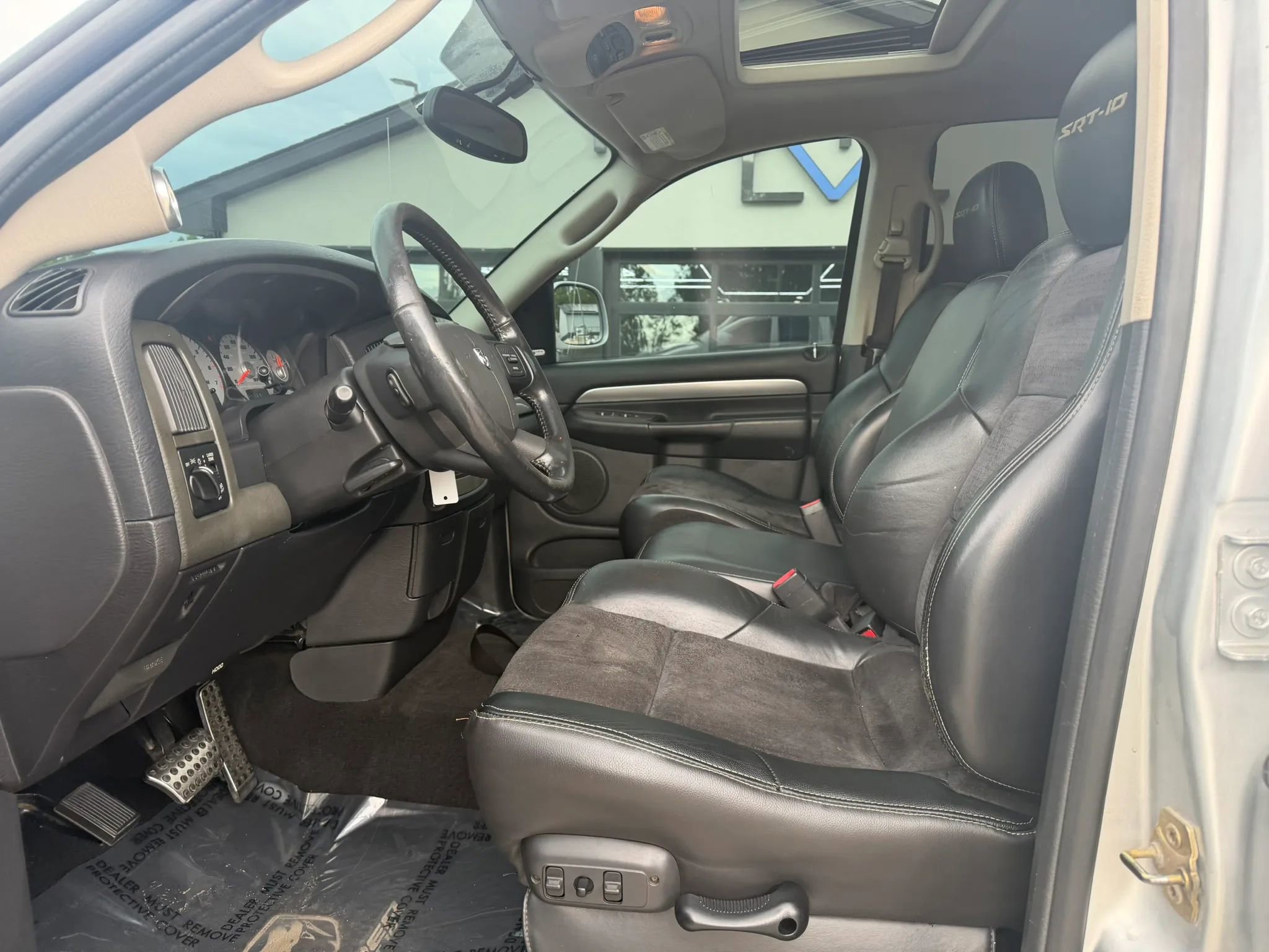 Used 2005 Dodge Ram 1500 Truck 2WD Quad Cab image 16