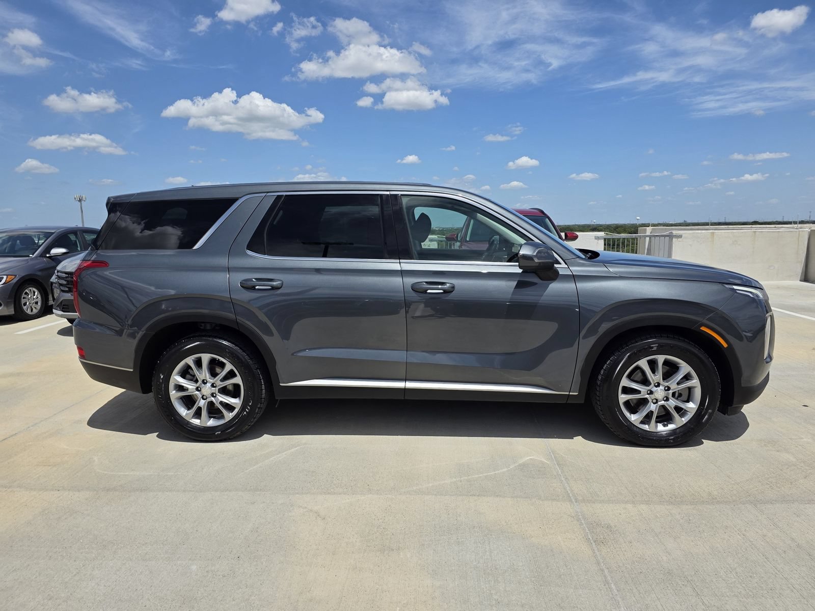 Used 2022 Hyundai Palisade SE FWD image 5