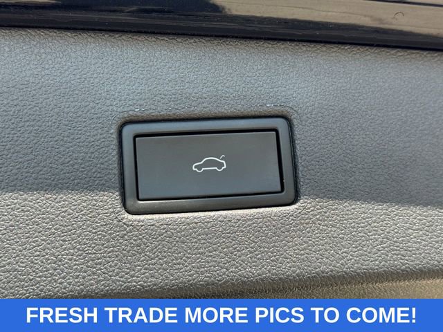 Used 2024 Volkswagen Tiguan SE w/ Panoramic Sunroof Package AWD/4WD image 14