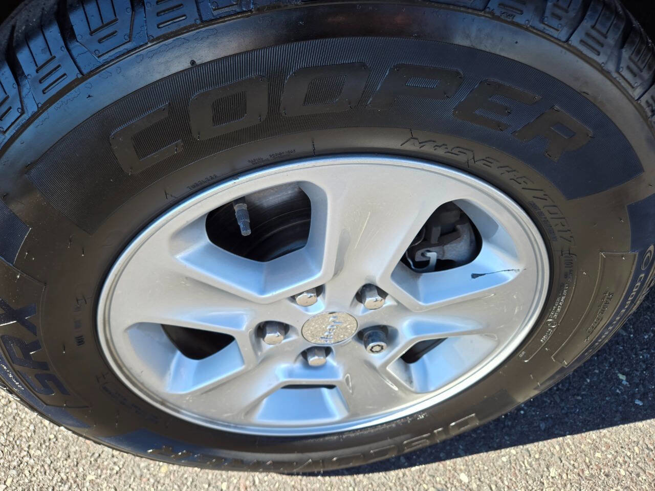 Used 2014 Jeep Grand Cherokee Laredo w/ Quick Order Package 23E image 27