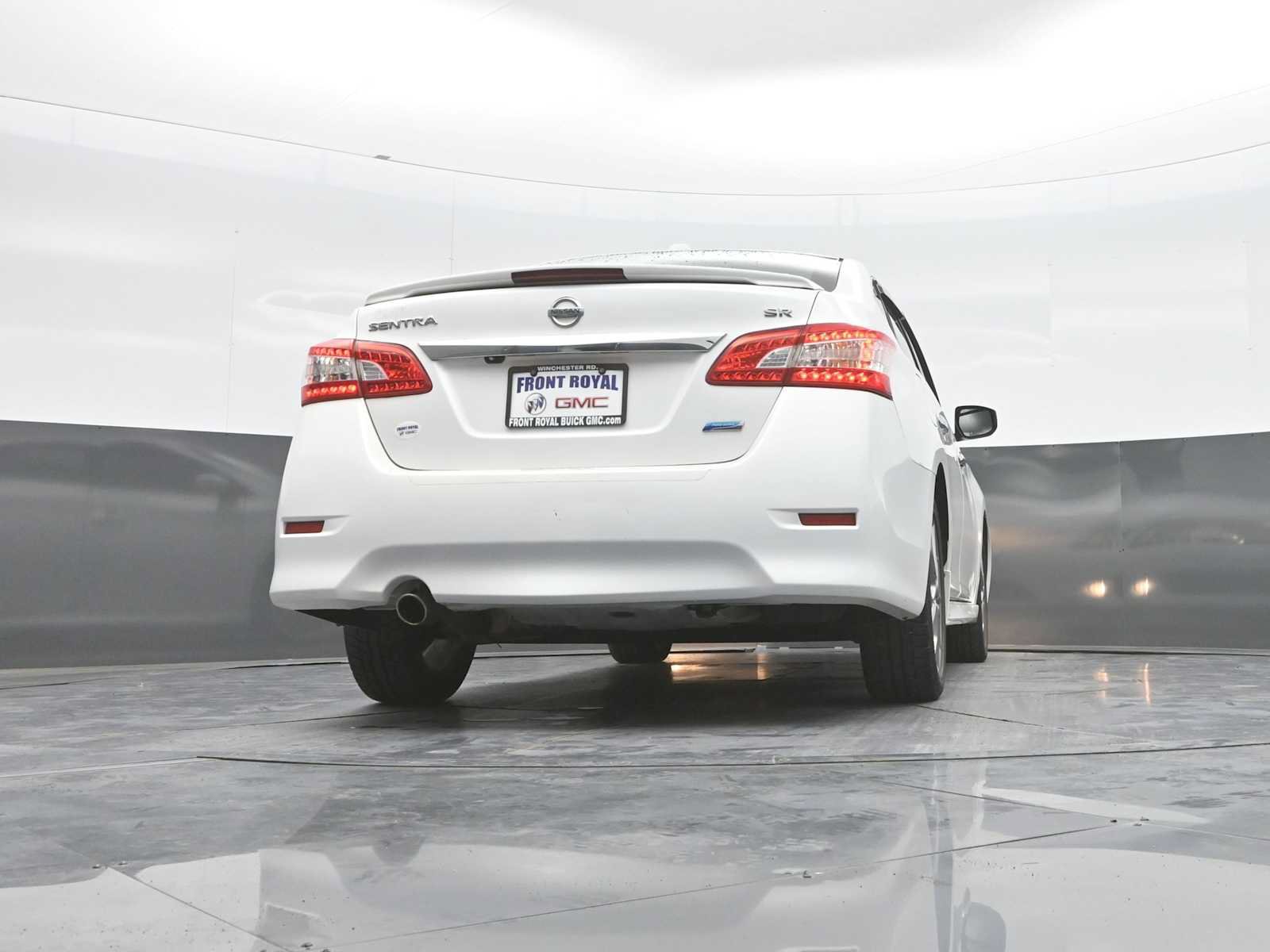 Used 2014 Nissan Sentra SR w/ SR Driver Package FWD image 35