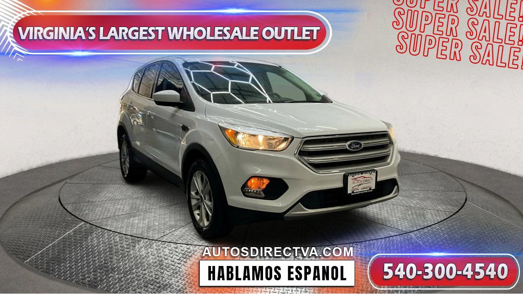 Used 2019 Ford Escape SE image 2