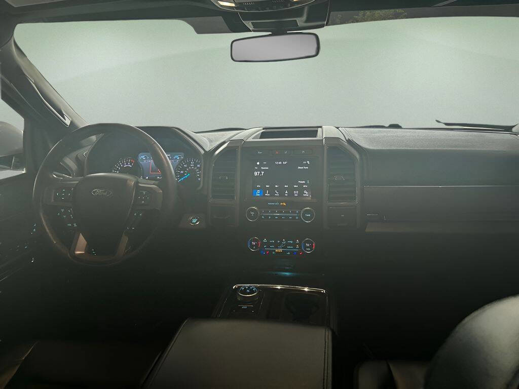 Used 2019 Ford Expedition XLT w/ Equipment Group 202A image 17