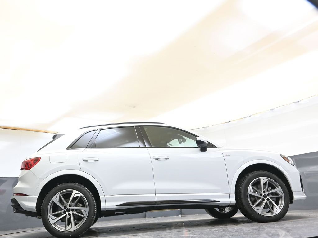 New 2025 Audi Q3 2.0T Premium image 45